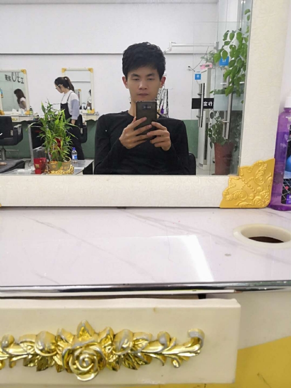 小九玖的第一张照片--清流婚介网