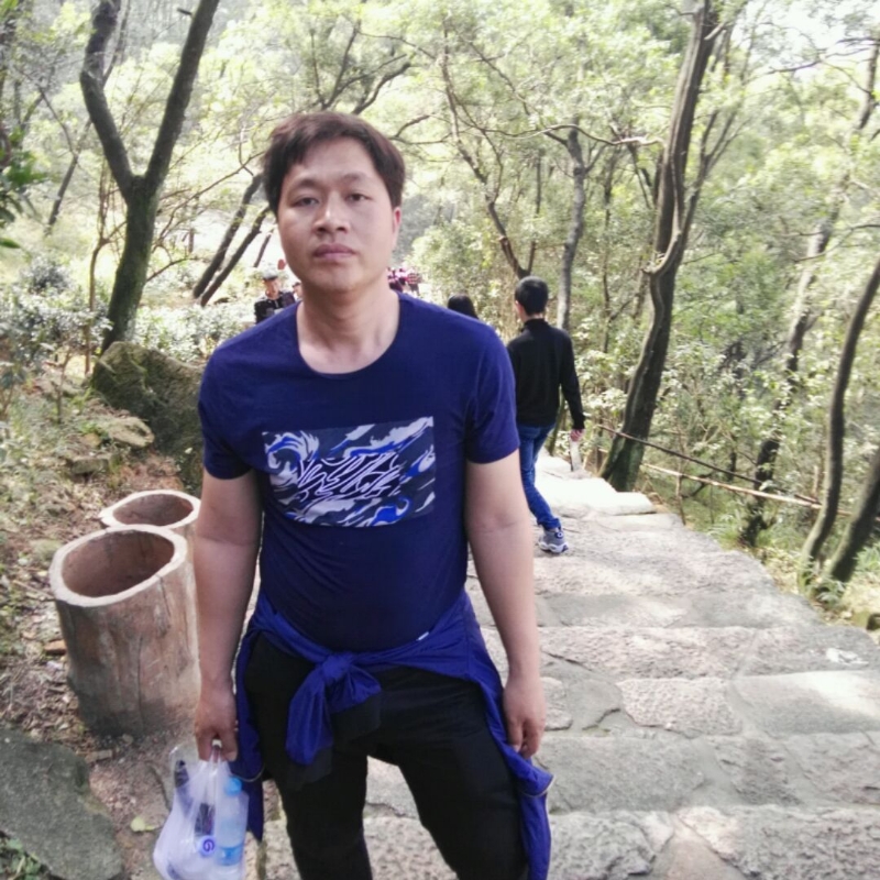 宁静的夏天的第一张照片--清流婚介网