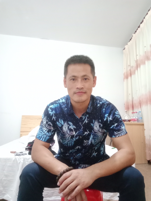 风雨夜归人的第二张照片--清流婚介网