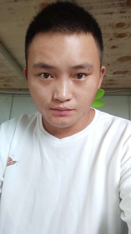 水里面的云呀的第一张照片--清流婚介网