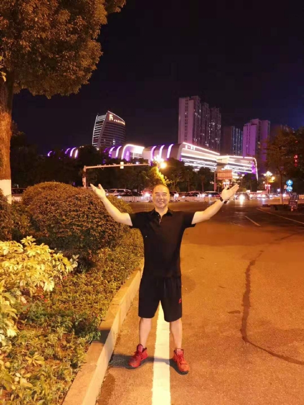 李国伟的第二张照片--清流婚介网
