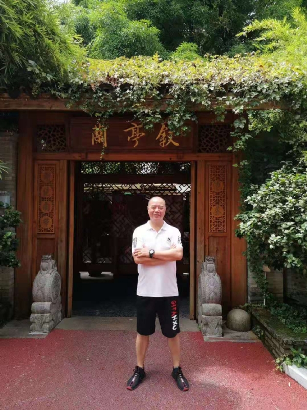 李国伟的第四张照片--清流婚介网