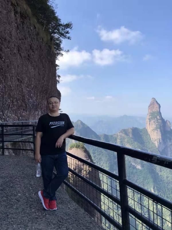 不杵于物的第一张照片--清流婚介网