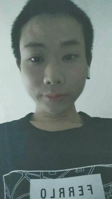 水中月的第一张照片--清流婚介网