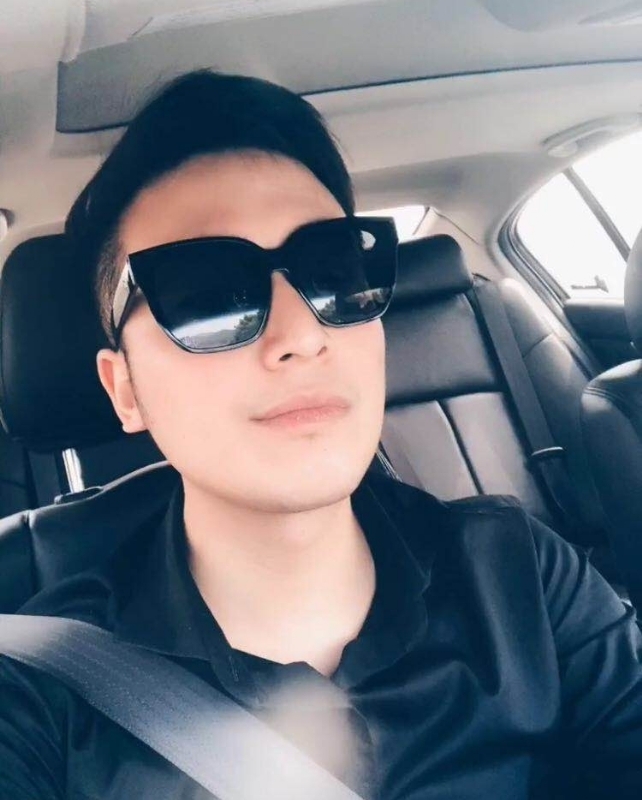 沉稳的第一张照片--清流婚介网