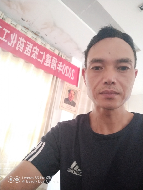 向往彩虹的第三张照片--清流婚介网