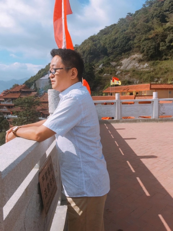 安斌的第一张照片--清流婚介网