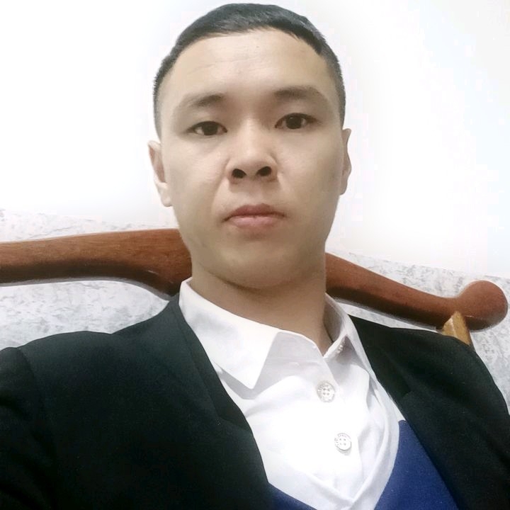 冷漠的第一张照片--清流婚介网