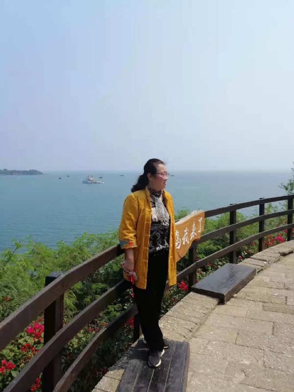 曦若半秋的第一张照片--清流婚介网