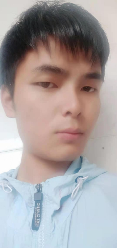 安静的男生的第一张照片--清流婚介网