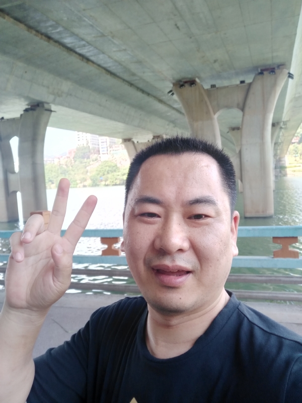 上人的第一张照片--清流婚介网