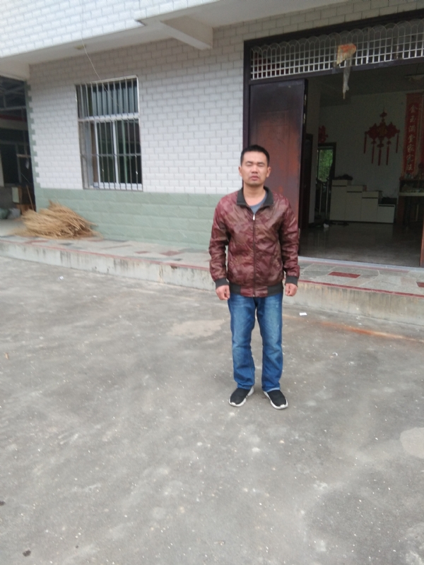 阿泉的第一张照片--清流婚介网