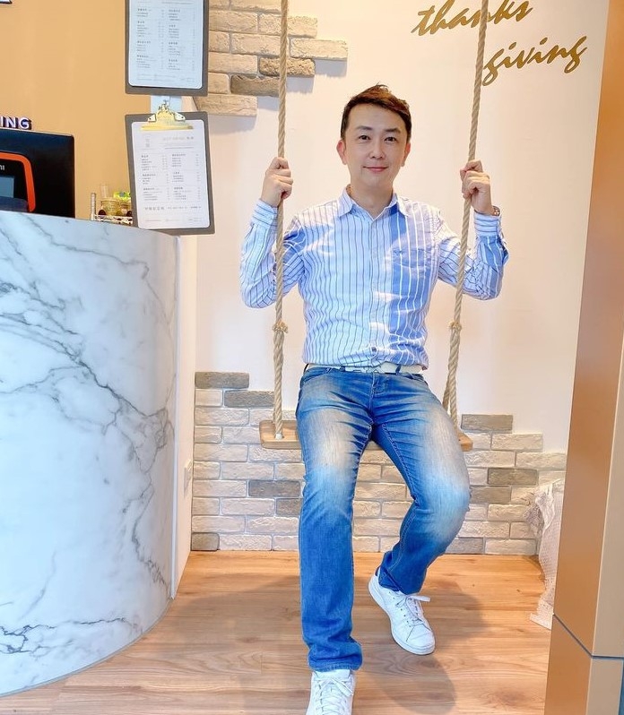 陈道明的第四张照片--清流婚介网