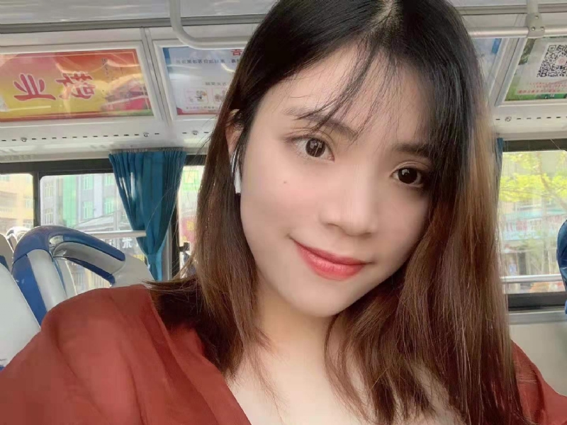 小眼睛的第一张照片--清流婚介网