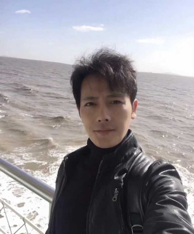 疯狂的小鱼的第一张照片--清流婚介网