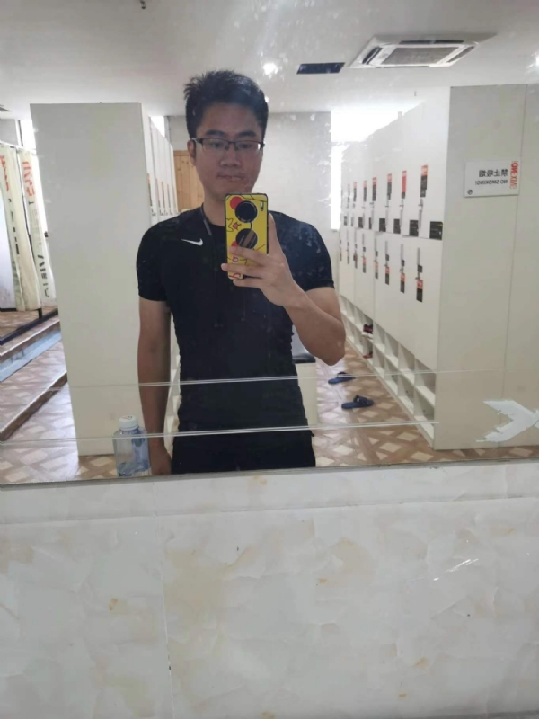 习惯发呆的第一张照片--清流婚介网