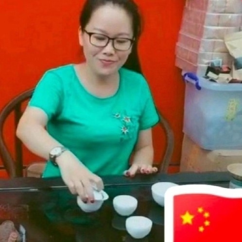妖娆的第一张照片--清流婚介网