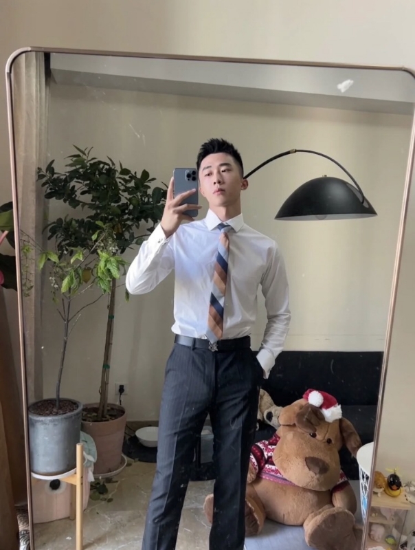 张浩的第一张照片--清流婚介网