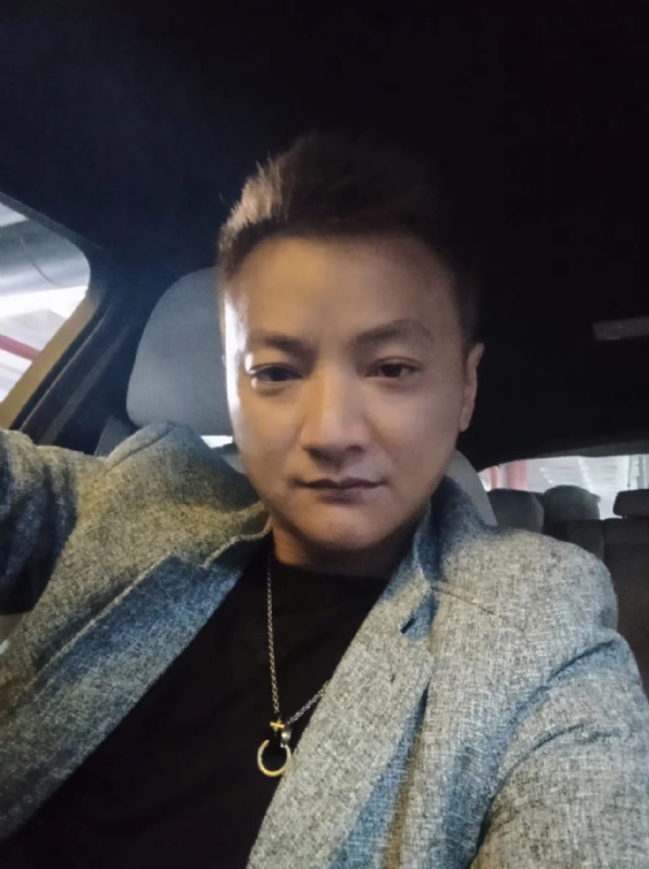 夜、有雨敲窗的第三张照片--清流婚介网