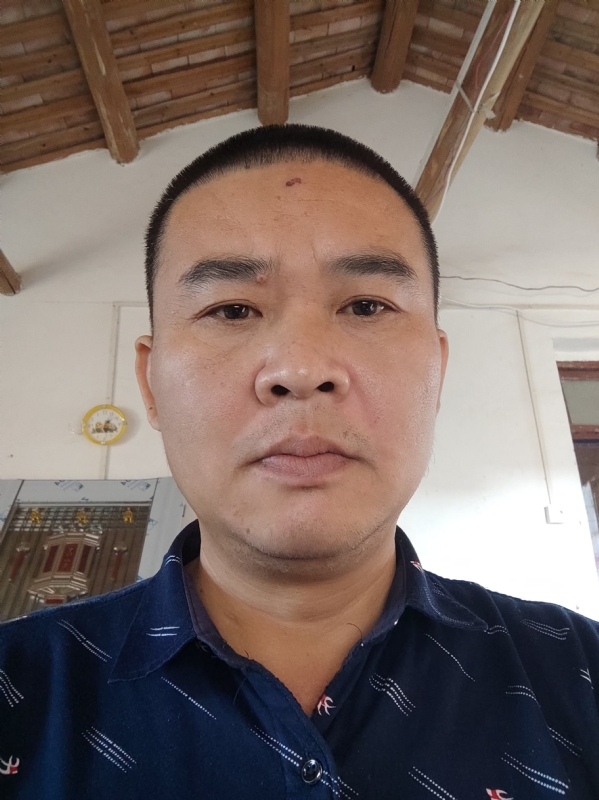 破碎的第一张照片--清流婚介网