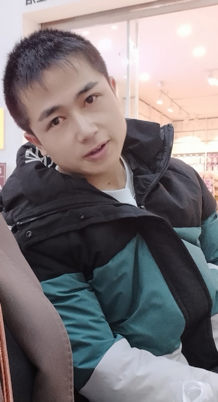 不骄不躁的第一张照片--清流婚介网